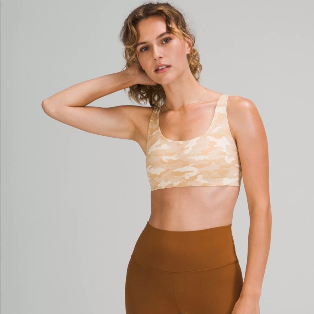 Lululemon In Alignment Straight-Strap Bra